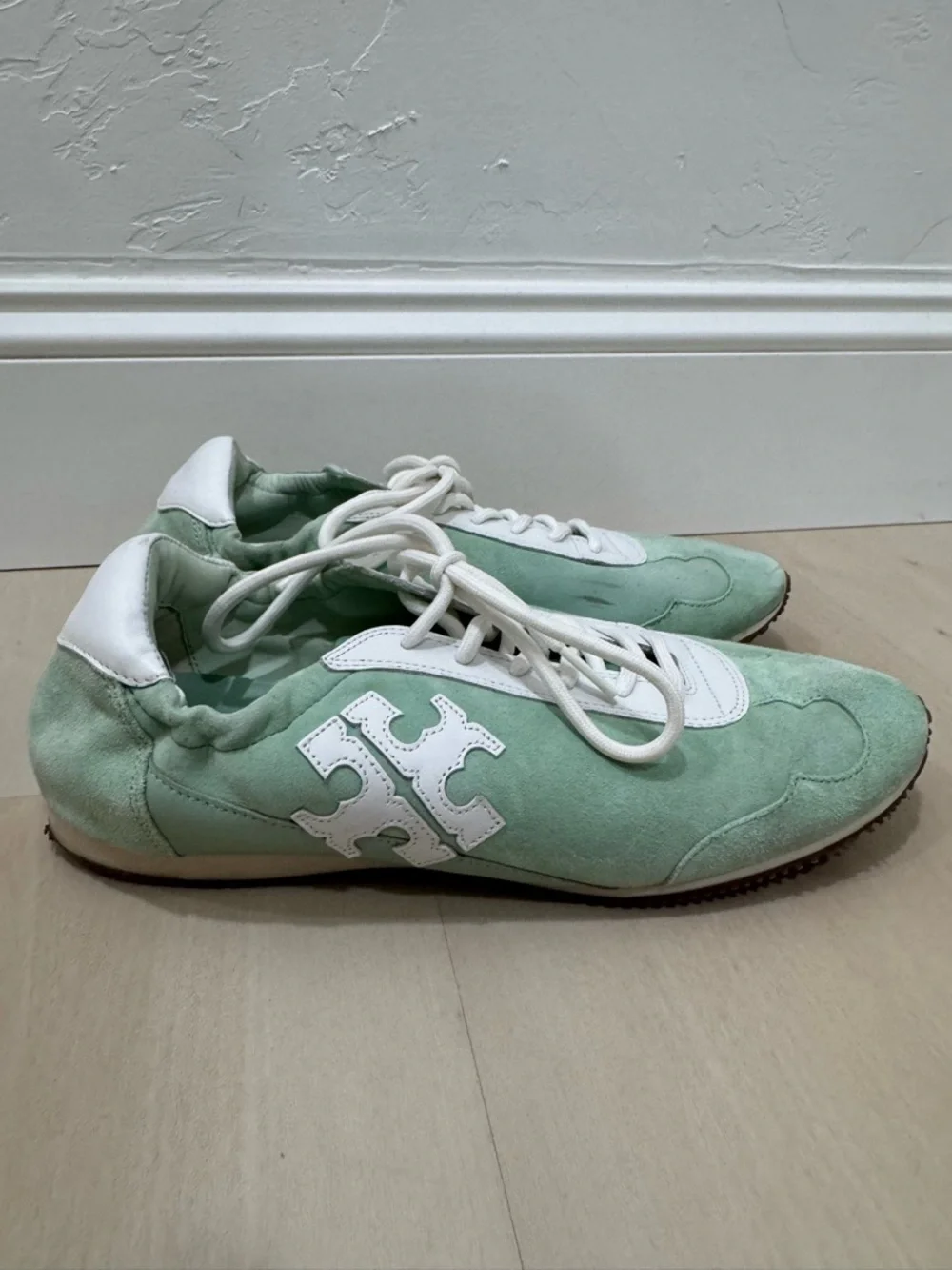 Tory Burch Mint Green White Suede Leather Logo Sneakers Women's 9.5